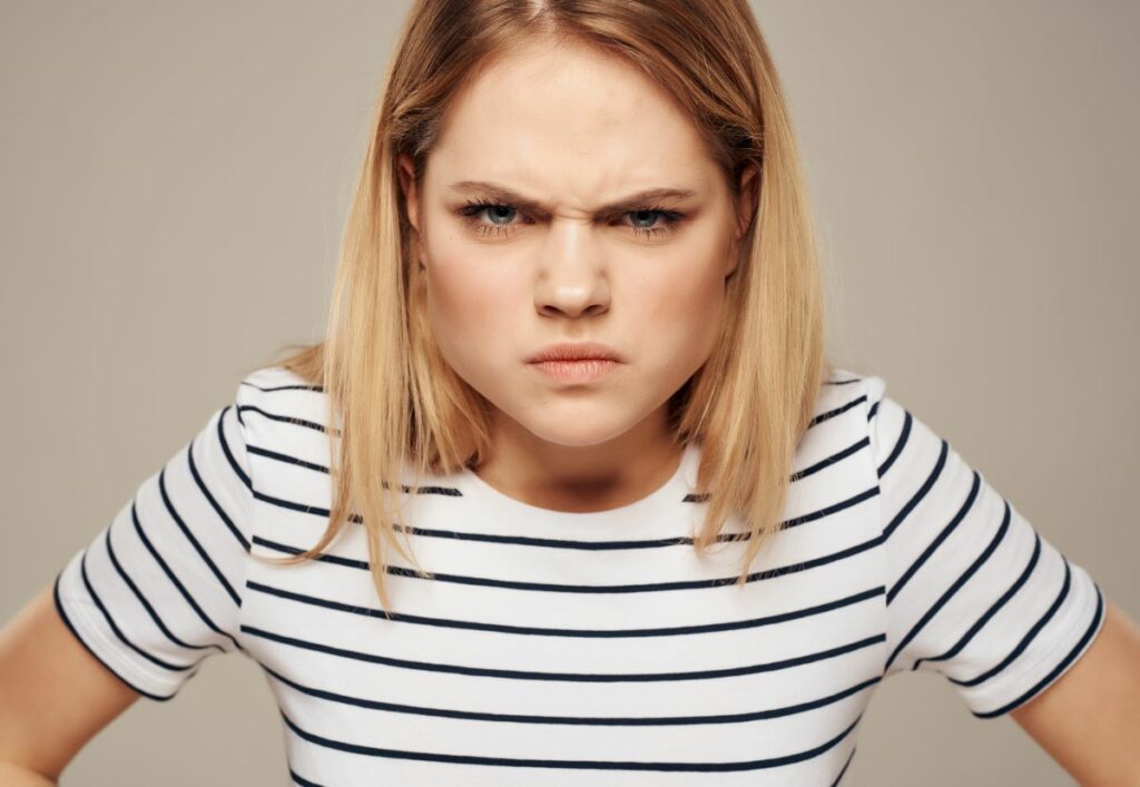 Symptoms of anger issues in a girl